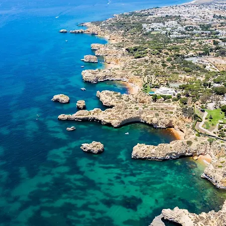 Mendes - Walking Distance To The Holiday home *